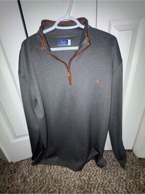 Southern Casanova Gray Quarter-Zip Pullover with Brown Trim